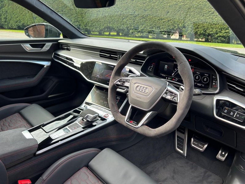 AUDI RS6