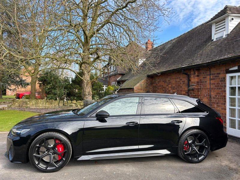 AUDI RS6
