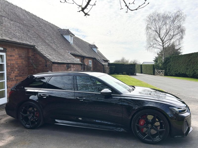 AUDI RS6