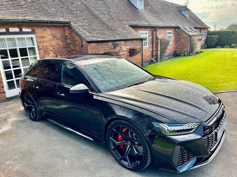 AUDI RS6