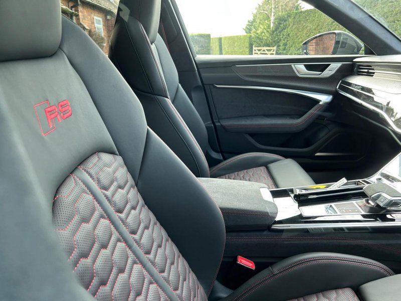 AUDI RS6