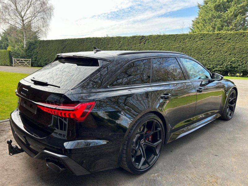 AUDI RS6
