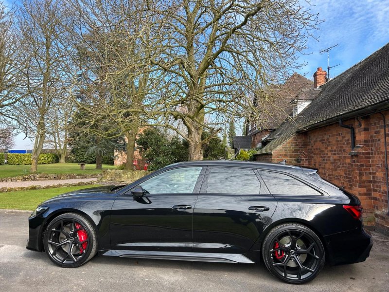 AUDI RS6