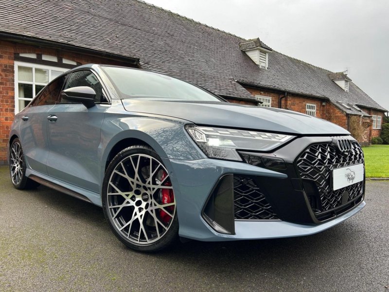 AUDI RS3
