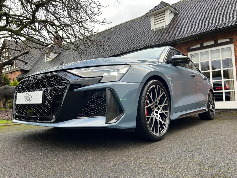 AUDI RS3