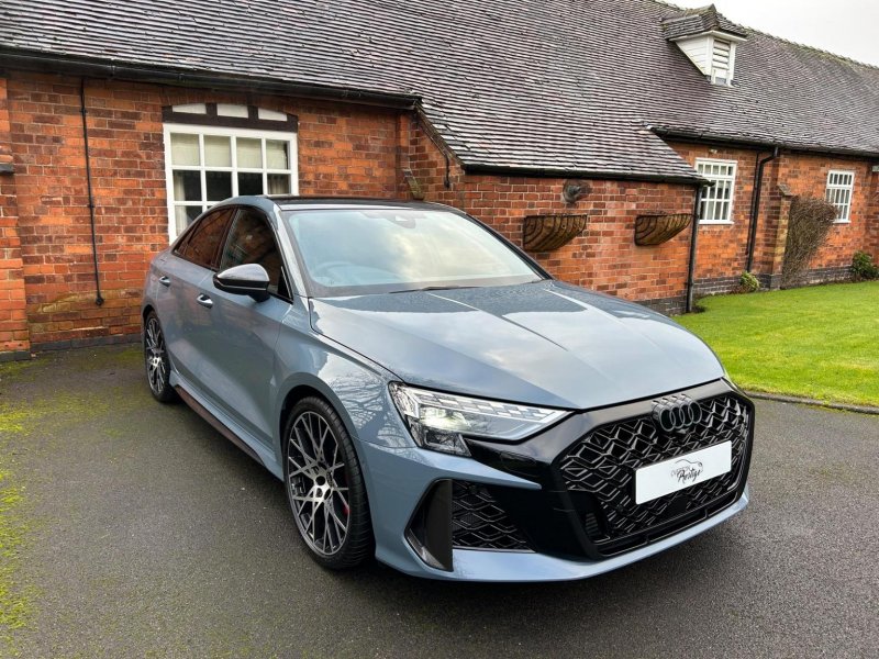 AUDI RS3