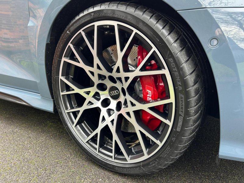 AUDI RS3