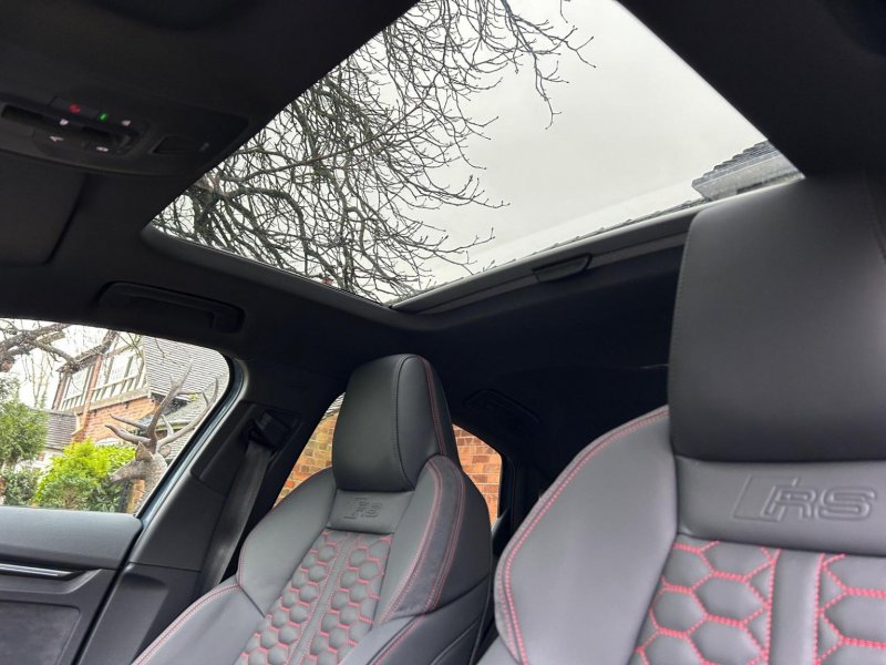 AUDI RS3