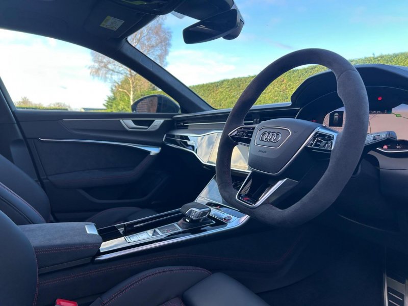 AUDI RS6