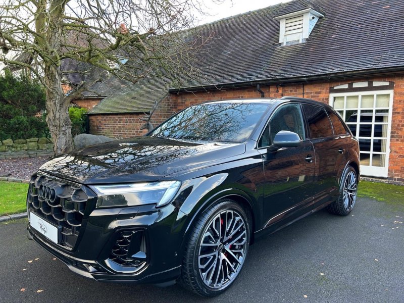 AUDI SQ7