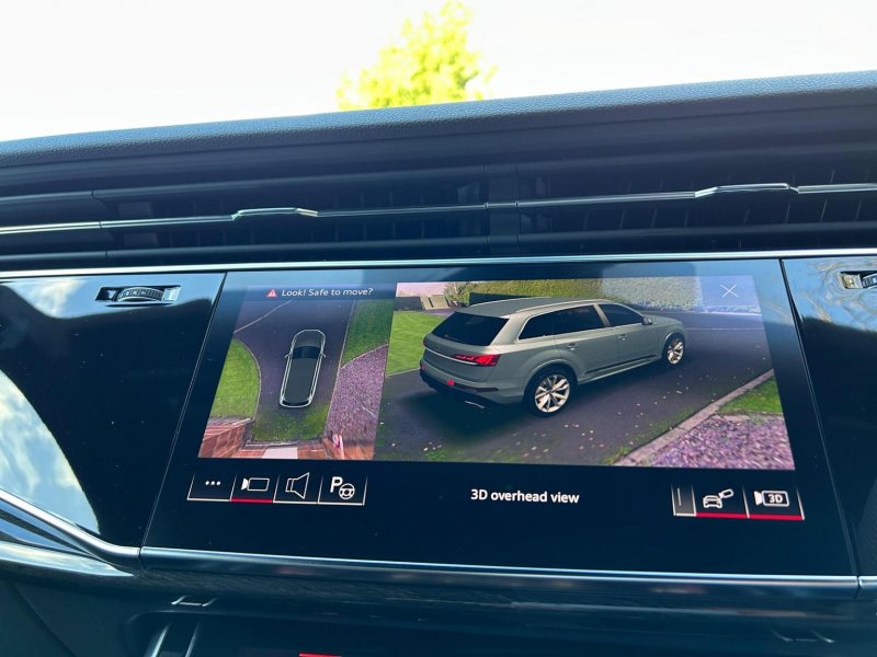 AUDI SQ7