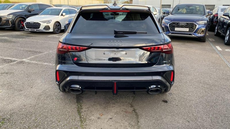 AUDI RS3